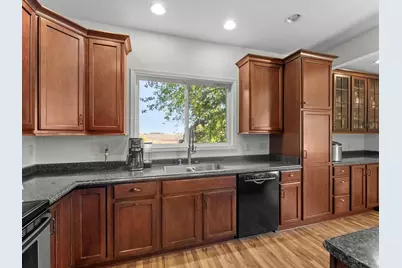 12024  Point Creek Rd, Meeme, WI 53063 - Photo 9