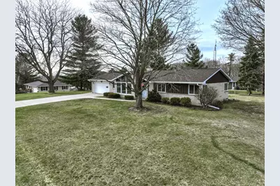 243  Hillcrest Ln, Jefferson, WI 53549 - Photo 61