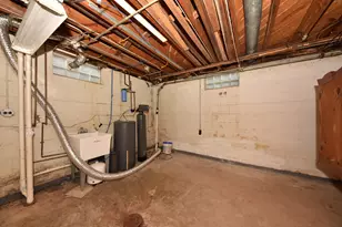 10529 W Caldwell Ave, Milwaukee, WI 53225 - Photo 29