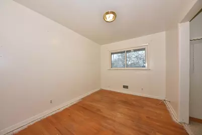 10529 W Caldwell Ave, Milwaukee, WI 53225 - Photo 19