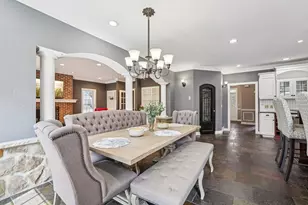 21065 Bradford Ln, Brookfield, WI 53045 - Photo 11