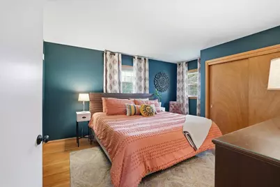 N64W15472  Sunny Dale Dr, Menomonee Falls, WI 53051 - Photo 15