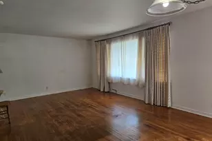 4300 Kinzie St, Racine, WI 53402 - Photo 7