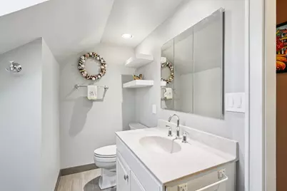 2036 N 84th St, Wauwatosa, WI 53226 - Photo 31