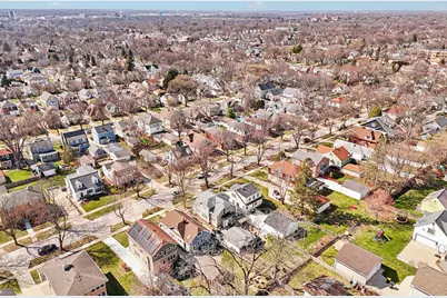 2036 N 84th St, Wauwatosa, WI 53226 - Photo 57