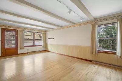 2207 N 119th St, Wauwatosa, WI 53226 - Photo 11