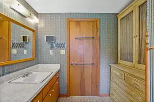 2207 N 119th St, Wauwatosa, WI 53226 - Photo 25