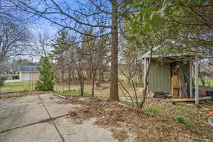 2207 N 119th St, Wauwatosa, WI 53226 - Photo 33