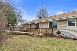7014 N 97th St, Milwaukee, WI 53224 - Photo 29