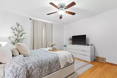 7014 N 97th St, Milwaukee, WI 53224 - Photo 19