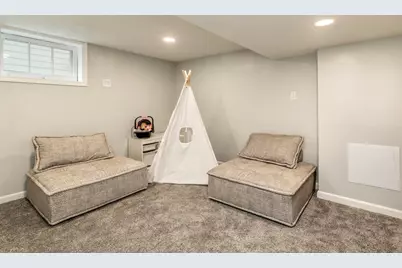 1931  Quincy Ave, Racine, WI 53403 - Photo 11