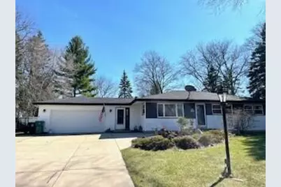 N51W15819  Fair Oak Parkway Pkwy, Menomonee Falls, WI 53051 - Photo 1