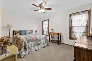 N106W16330 Fieldstone Pass, Germantown, WI 53022 - Photo 23