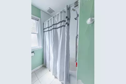 9007 W Greenfield Ave, West Allis, WI 53214 - Photo 9