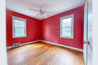 9007 W Greenfield Ave, West Allis, WI 53214 - Photo 11