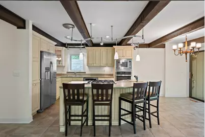 840  Woodland Ct #EE-1, Fontana, WI 53125 - Photo 7