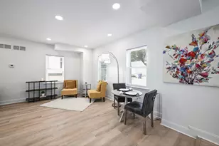 1922 E Iron St, Milwaukee, WI 53207 - Photo 11