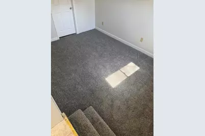 3740 S 92nd St, Milwaukee, WI 53228 - Photo 7