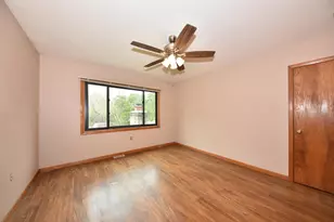 3910 W Calumet Rd, Brown Deer, WI 53209 - Photo 19
