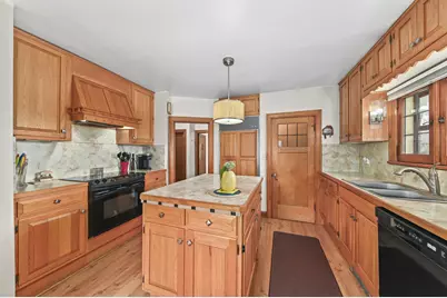 3290 N 44 St, Milwaukee, WI 53216 - Photo 13