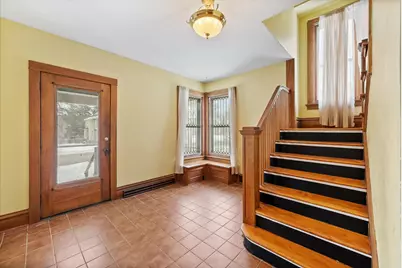 527 N Hartwell Ave, Waukesha, WI 53186 - Photo 3