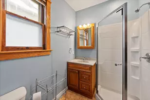 527 N Hartwell Ave, Waukesha, WI 53186 - Photo 21