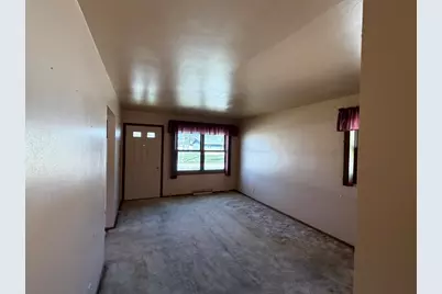 1133 S 36th St, Manitowoc, WI 54220 - Photo 13