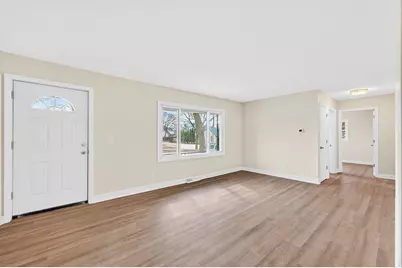 8901 W Lisbon Ave #8903, Milwaukee, WI 53222 - Photo 5