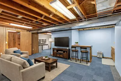 W180N9879  Riversbend Cir, Germantown, WI 53022 - Photo 15