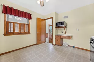 3786 S 23rd St, Milwaukee, WI 53221 - Photo 19
