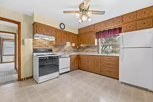 3786 S 23rd St, Milwaukee, WI 53221 - Photo 17