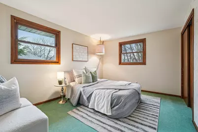 720 W Fairfield Ct, Glendale, WI 53217 - Photo 41