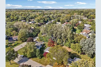 720 W Fairfield Ct, Glendale, WI 53217 - Photo 61