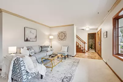 720 W Fairfield Ct, Glendale, WI 53217 - Photo 7