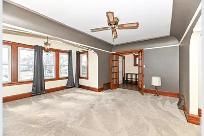 6402  Beloit Rd, West Allis, WI 53219 - Photo 7