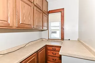 6402 Beloit Rd, West Allis, WI 53219 - Photo 19