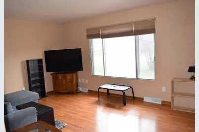 W165N11547  Abbey Ct #2, Germantown, WI 53022 - Photo 7