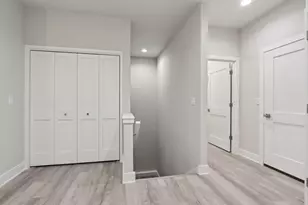 405 Falcon Ridge Dr, Burlington, WI 53105 - Photo 13