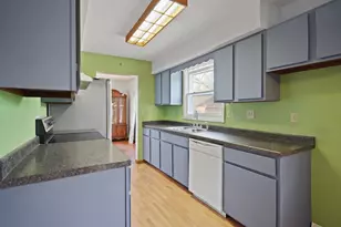 3749 Debby Ln, Racine, WI 53126 - Photo 13