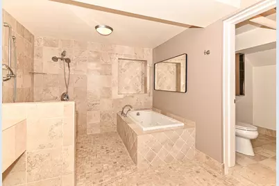 1904 N Farwell Ave #N, Milwaukee, WI 53202 - Photo 11