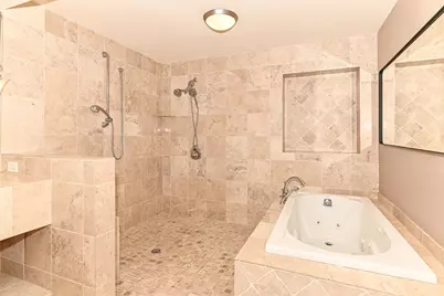 1904 N Farwell Ave #N, Milwaukee, WI 53202 - Photo 13