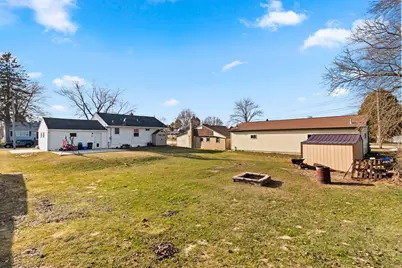 717  Buchholz St, Two Rivers, WI 54241 - Photo 23