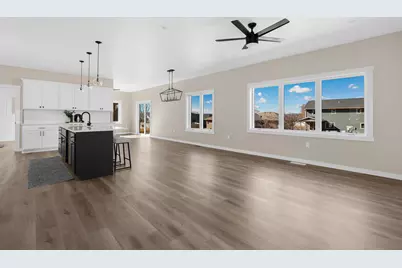 947  Clark Ln, Holmen, WI 54636 - Photo 3