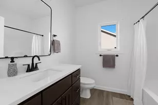 947 Clark Ln, Holmen, WI 54636 - Photo 15