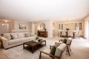 18905 Wilderness Ct, Brookfield, WI 53045 - Photo 9