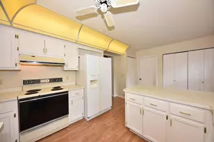 18905 Wilderness Ct, Brookfield, WI 53045 - Photo 17