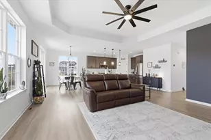 1425 Chapman Ct, Mukwonago, WI 53149 - Photo 11