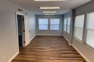 425 E Broadway, Waukesha, WI 53186 - Photo 17