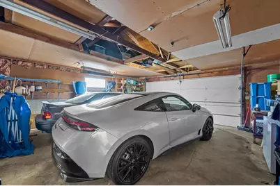 605  Juniper Ct, West Bend, WI 53095 - Photo 25