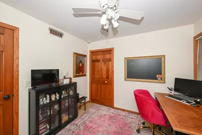 3027  Storybook Dr, Racine, WI 53406 - Photo 17